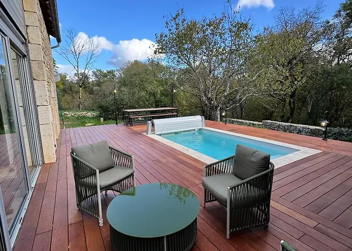 De Marcenac Βίλα